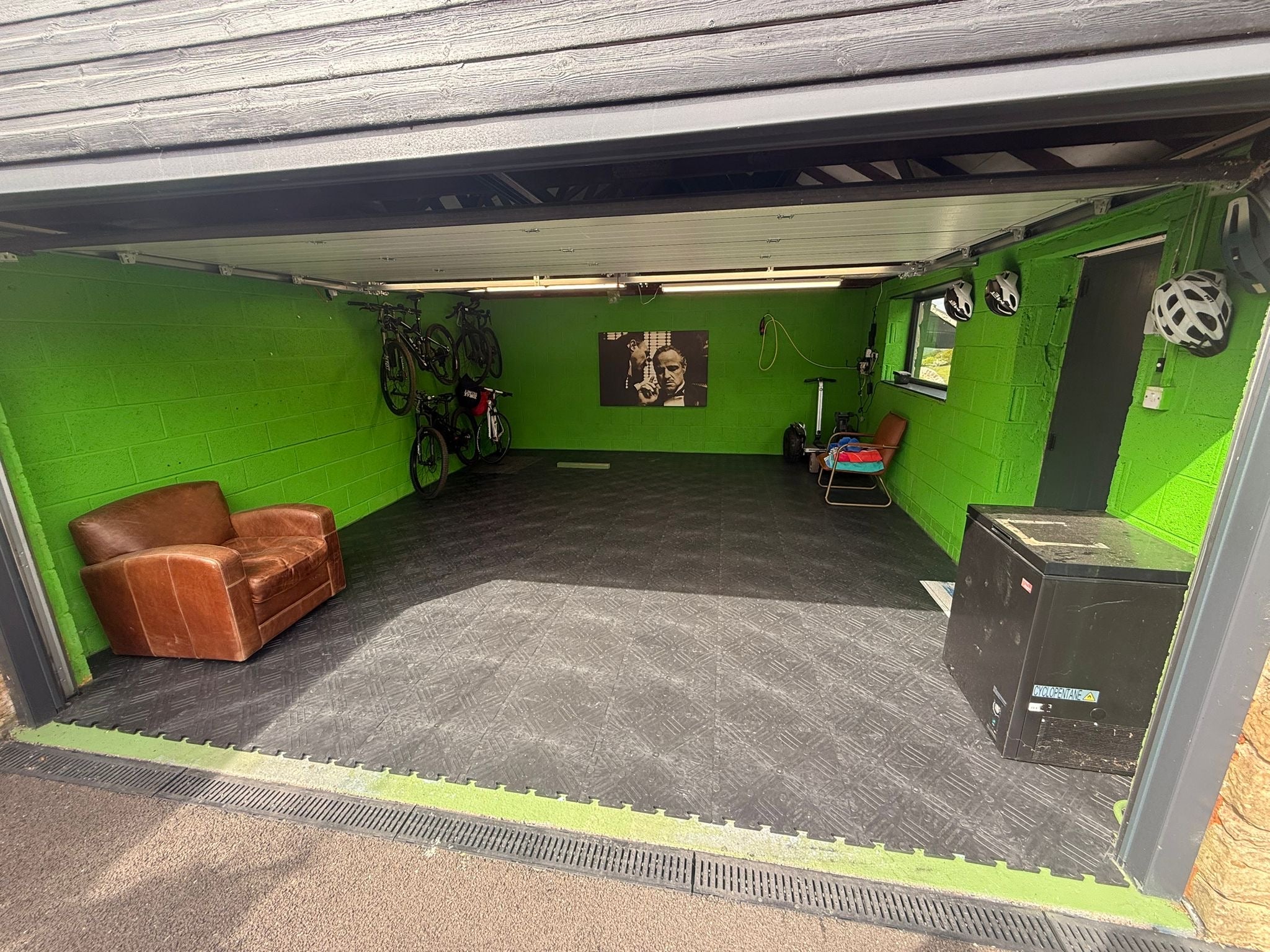 VALT® Pro Garage Tiles